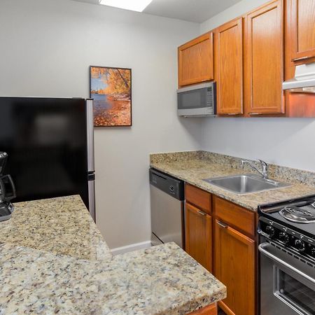 Towneplace Suites Minneapolis West/St. Louis Park Екстериор снимка